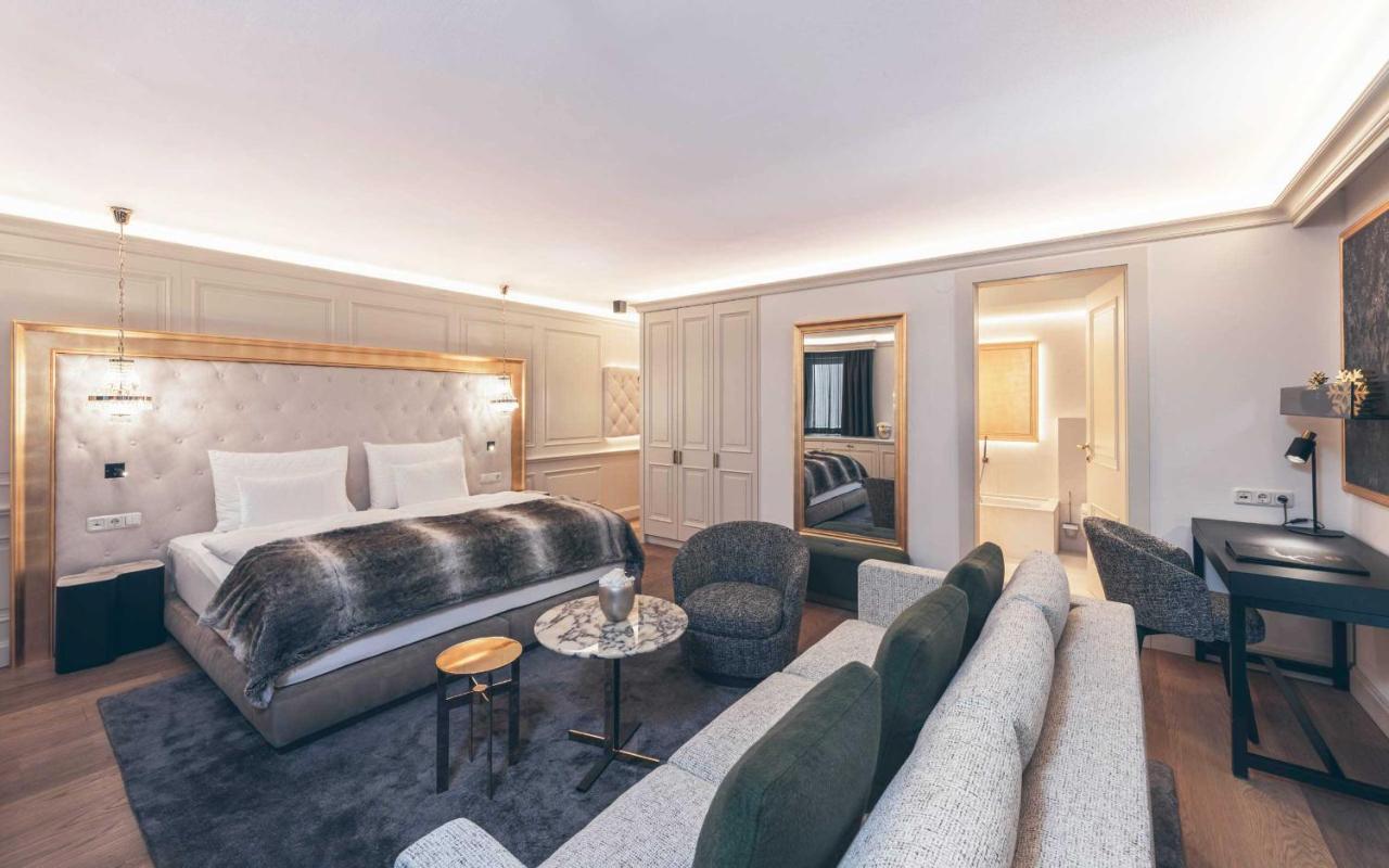 Schlosshotel Ischgl 5 Oda fotoğraf